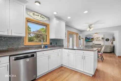 204 Lombardy Lane Oswego IL 60543