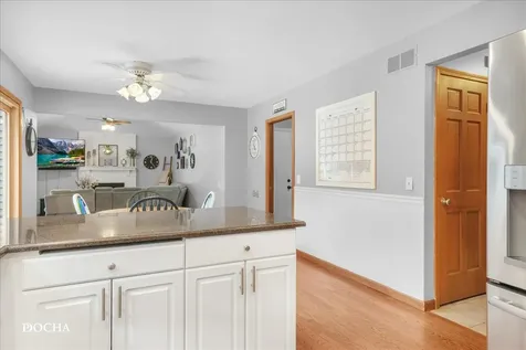 204 Lombardy Lane Oswego IL 60543