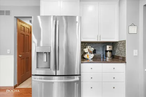 204 Lombardy Lane Oswego IL 60543