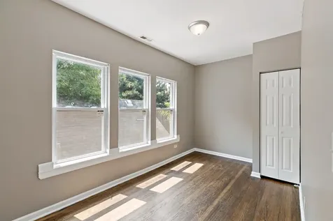 7843 South Evans Avenue Chicago IL 60619