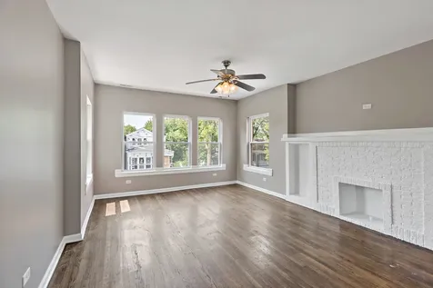 7843 South Evans Avenue Chicago IL 60619