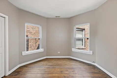 7843 South Evans Avenue Chicago IL 60619
