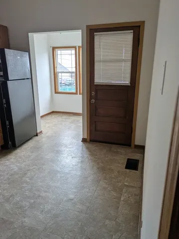 2440 West Warner Avenue Chicago IL 60618