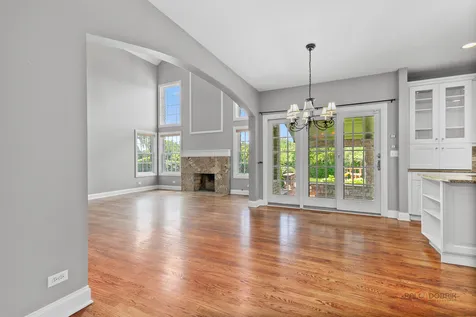 31158 Sage Court Green Oaks IL 60048