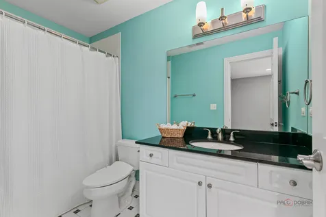 31158 Sage Court Green Oaks IL 60048