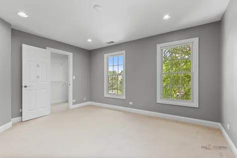 31158 Sage Court Green Oaks IL 60048