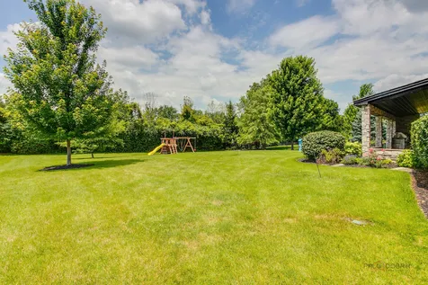 31158 Sage Court Green Oaks IL 60048