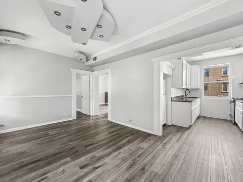 3440 West Leland Avenue Chicago IL 60625