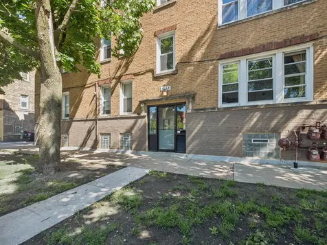 3440 West Leland Avenue Chicago IL 60625