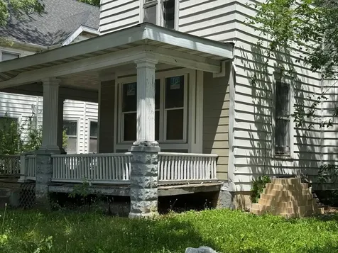 820 North 6th Street Springfield IL 62702
