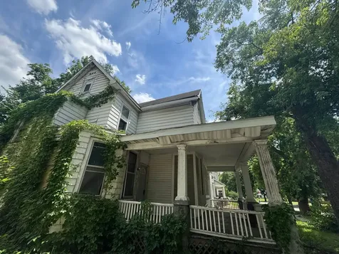 820 North 6th Street Springfield IL 62702