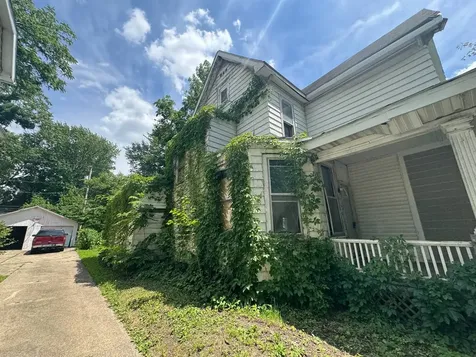 820 North 6th Street Springfield IL 62702