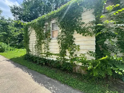 820 North 6th Street Springfield IL 62702