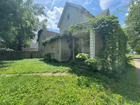 820 North 6th Street Springfield IL 62702