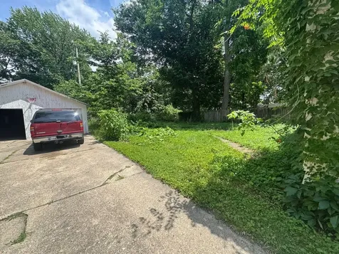 820 North 6th Street Springfield IL 62702