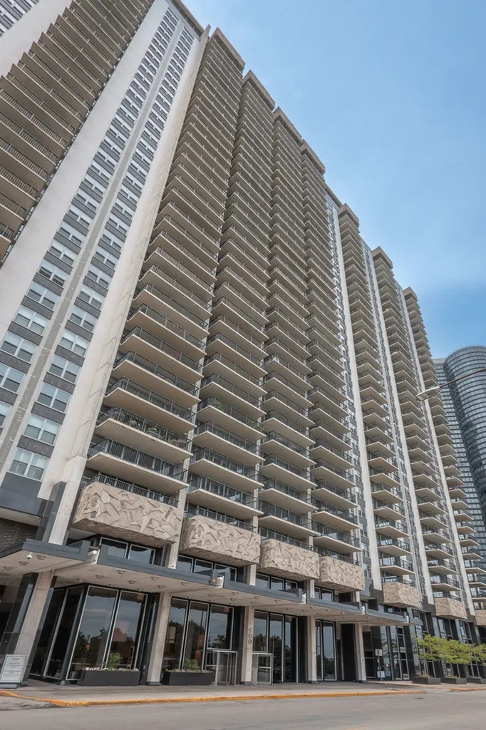 400 East Randolph Street Chicago IL 60601