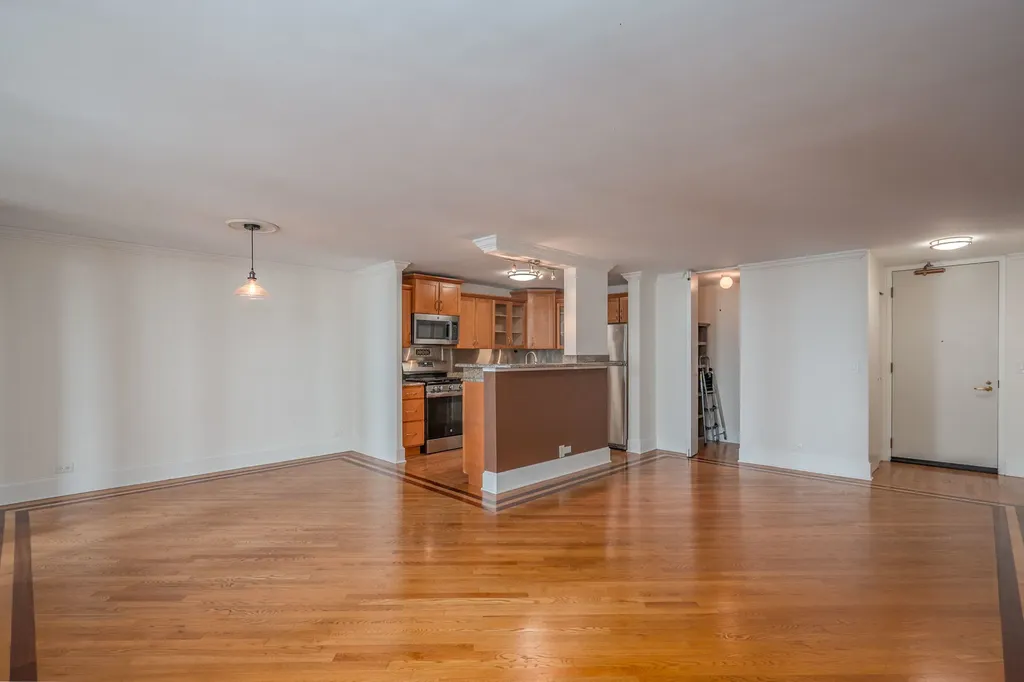 400 East Randolph Street Chicago IL 60601