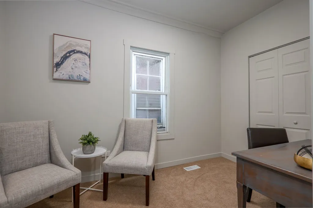 5529 South Throop Street Chicago IL 60636