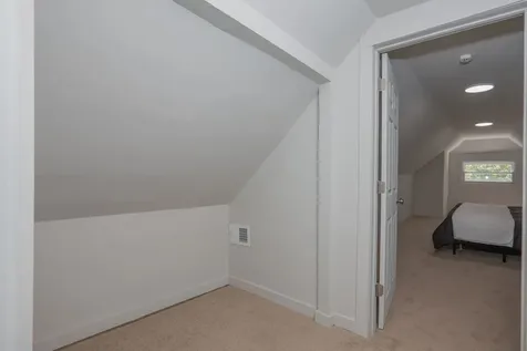 5529 South Throop Street Chicago IL 60636