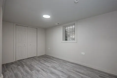5529 South Throop Street Chicago IL 60636