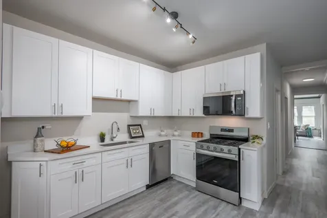 5529 South Throop Street Chicago IL 60636