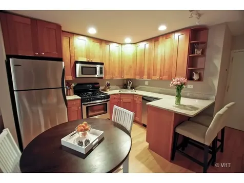 2140 North Lincoln Avenue Chicago IL 60614