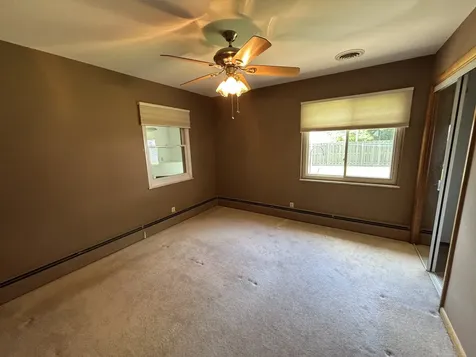 2005 8TH Street East Moline IL 61244