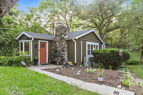 5806 Wonder Woods Drive Wonder Lake IL 60097