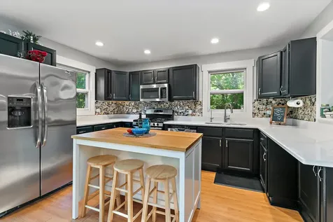 5806 Wonder Woods Drive Wonder Lake IL 60097