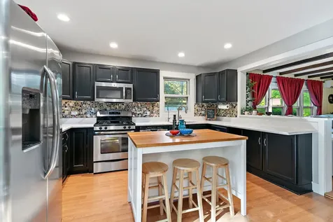 5806 Wonder Woods Drive Wonder Lake IL 60097