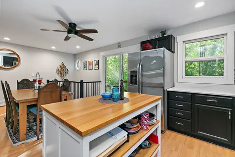 5806 Wonder Woods Drive Wonder Lake IL 60097