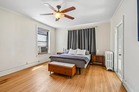 5054 South Woodlawn Avenue Chicago IL 60615