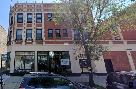 2737 North Spaulding Avenue Chicago IL 60647