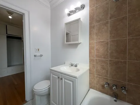 2737 North Spaulding Avenue Chicago IL 60647