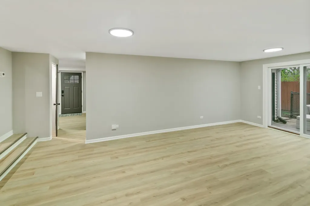 1554 Chickasaw Drive Naperville IL 60563