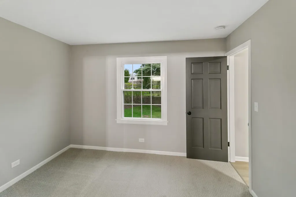 1554 Chickasaw Drive Naperville IL 60563