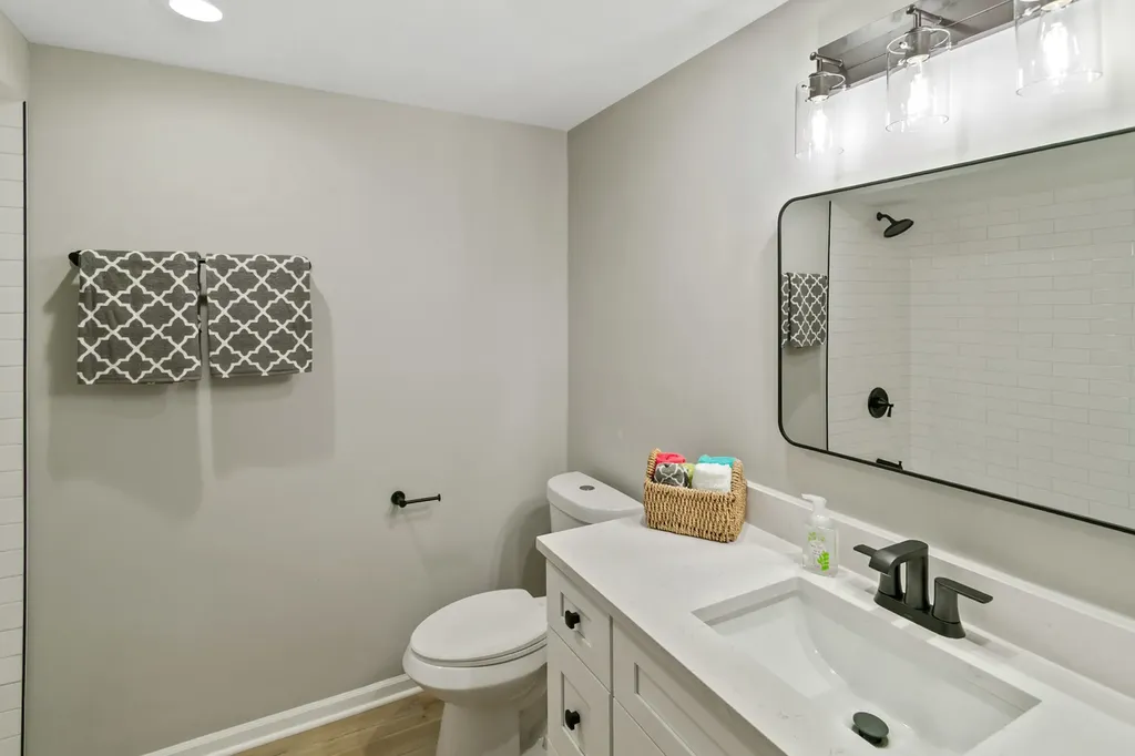 1554 Chickasaw Drive Naperville IL 60563