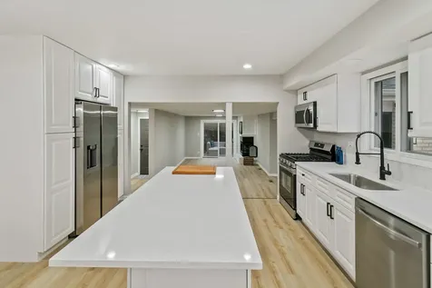 1554 Chickasaw Drive Naperville IL 60563
