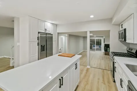 1554 Chickasaw Drive Naperville IL 60563