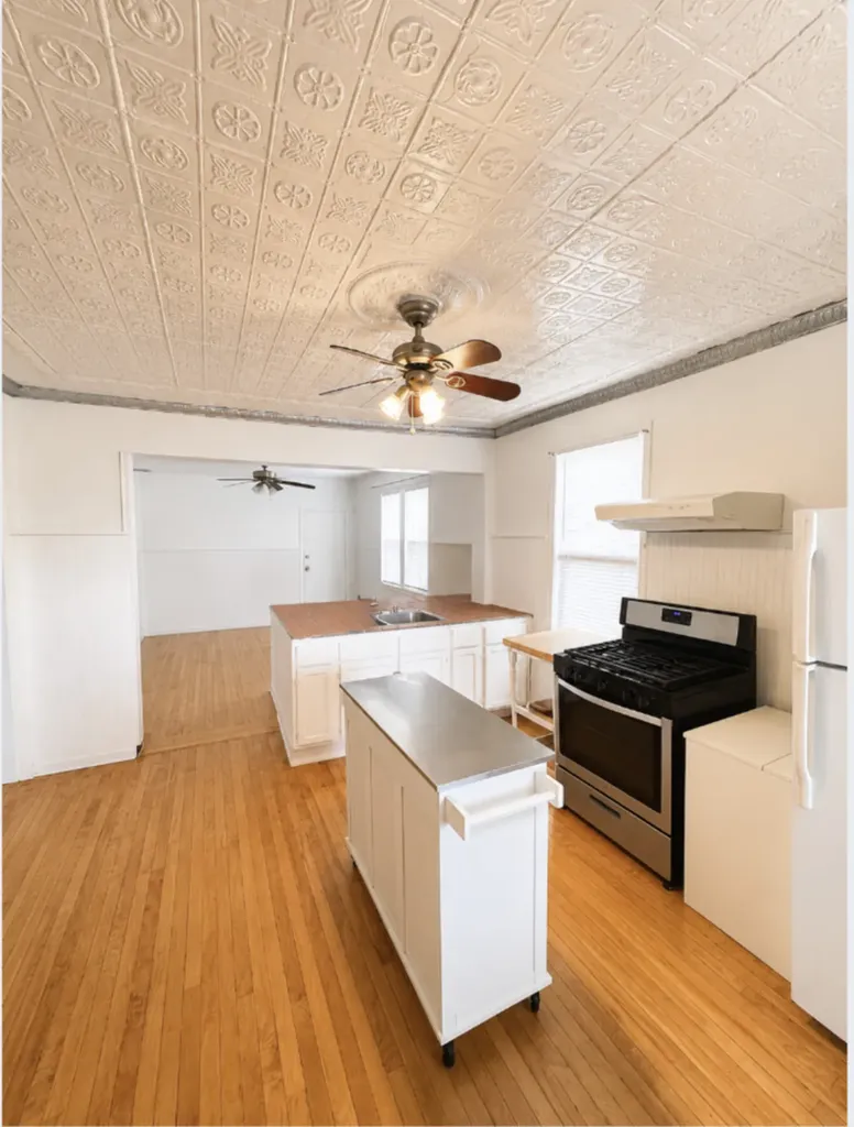 2149 West 18th Place Chicago IL 60608