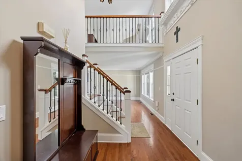 131 Wedgeport Circle Romeoville IL 60446