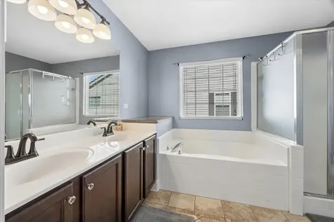 131 Wedgeport Circle Romeoville IL 60446
