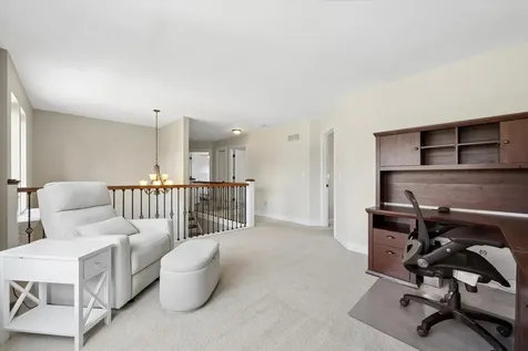 131 Wedgeport Circle Romeoville IL 60446