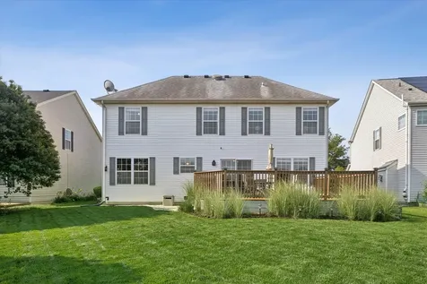 131 Wedgeport Circle Romeoville IL 60446