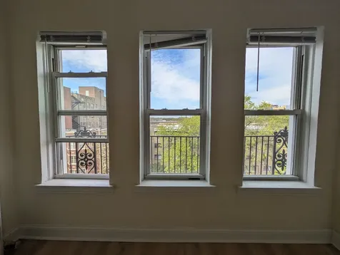 5417 North Kenmore Avenue Chicago IL 60640