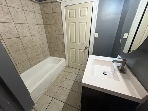 83 West 15th Street Chicago Heights IL 60411