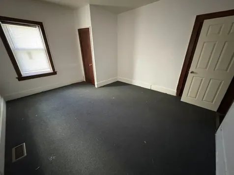 83 West 15th Street Chicago Heights IL 60411