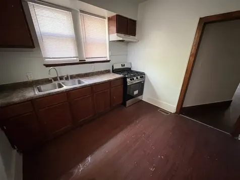 83 West 15th Street Chicago Heights IL 60411