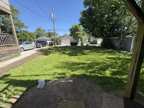 83 West 15th Street Chicago Heights IL 60411