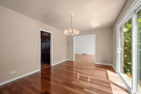319 Hastings Avenue Highland Park IL 60035